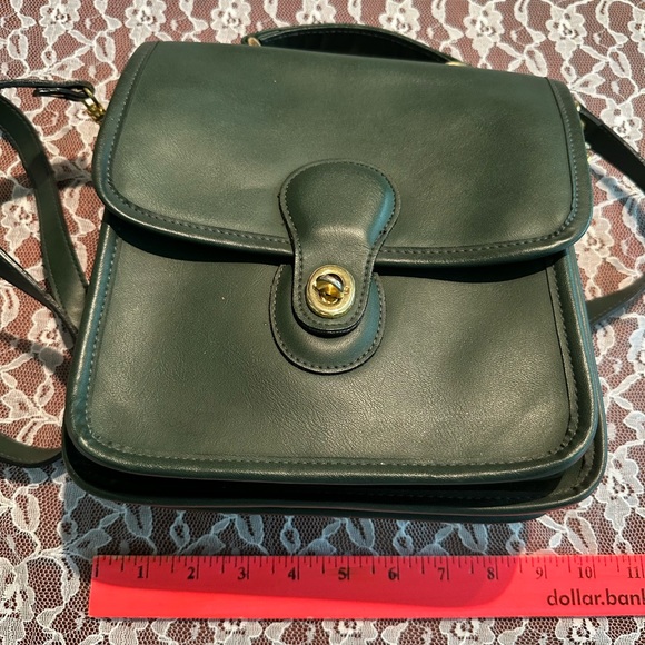 Green purse!!! - Picture 6 of 7
